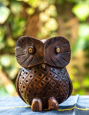 猫头鹰手工木雕图片